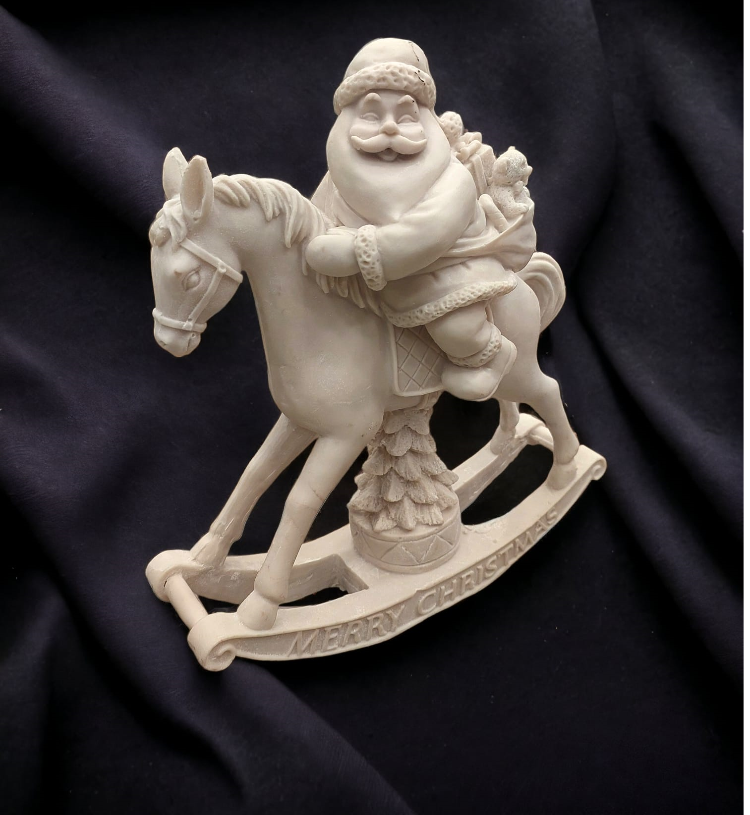 OB 1926-SALLANAN ATLI NOEL BABA 29X29X7CM